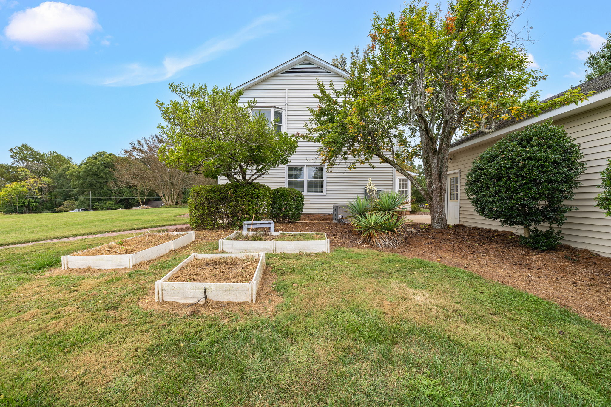 2190 Lindsey Bridge Rd-48