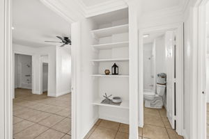  Photo 32