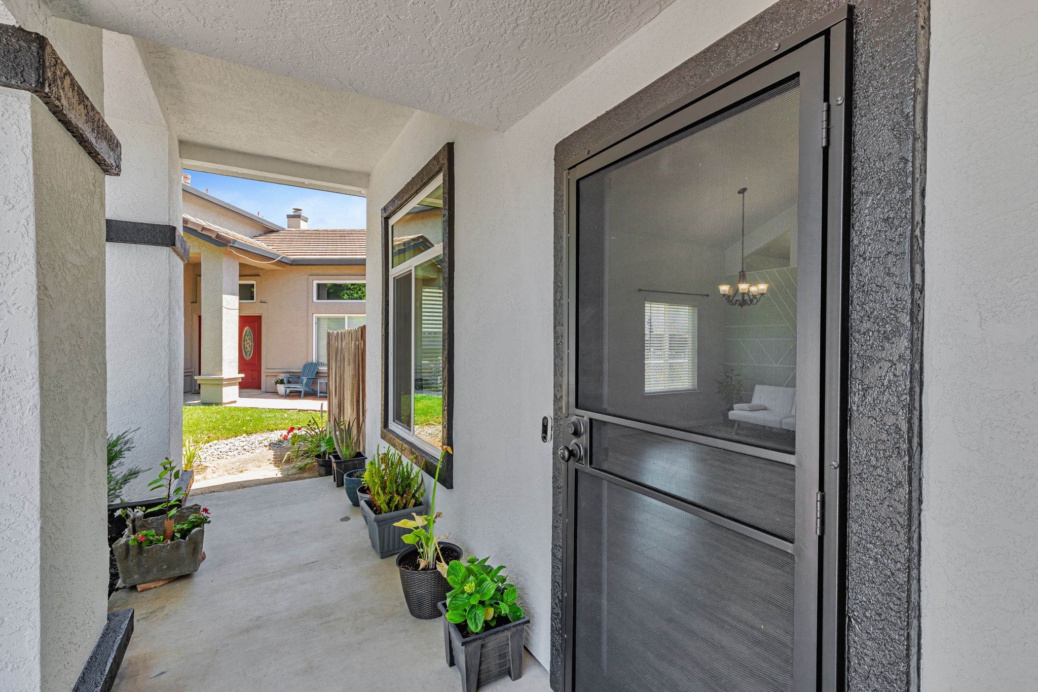 004_2191 Spruce Dr