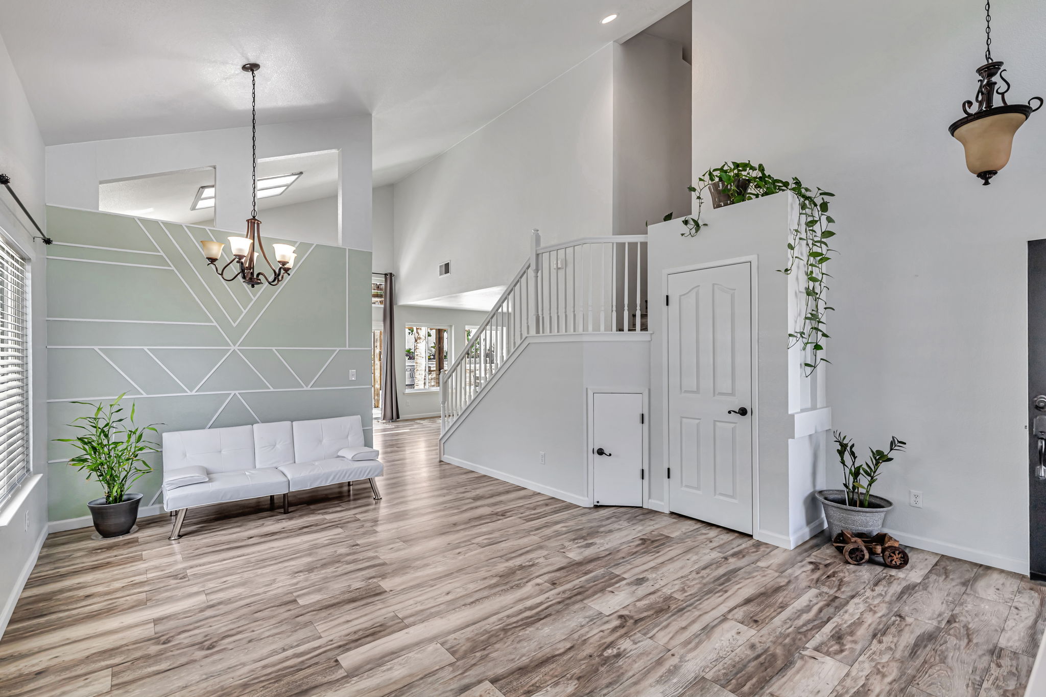 007_2191 Spruce Dr