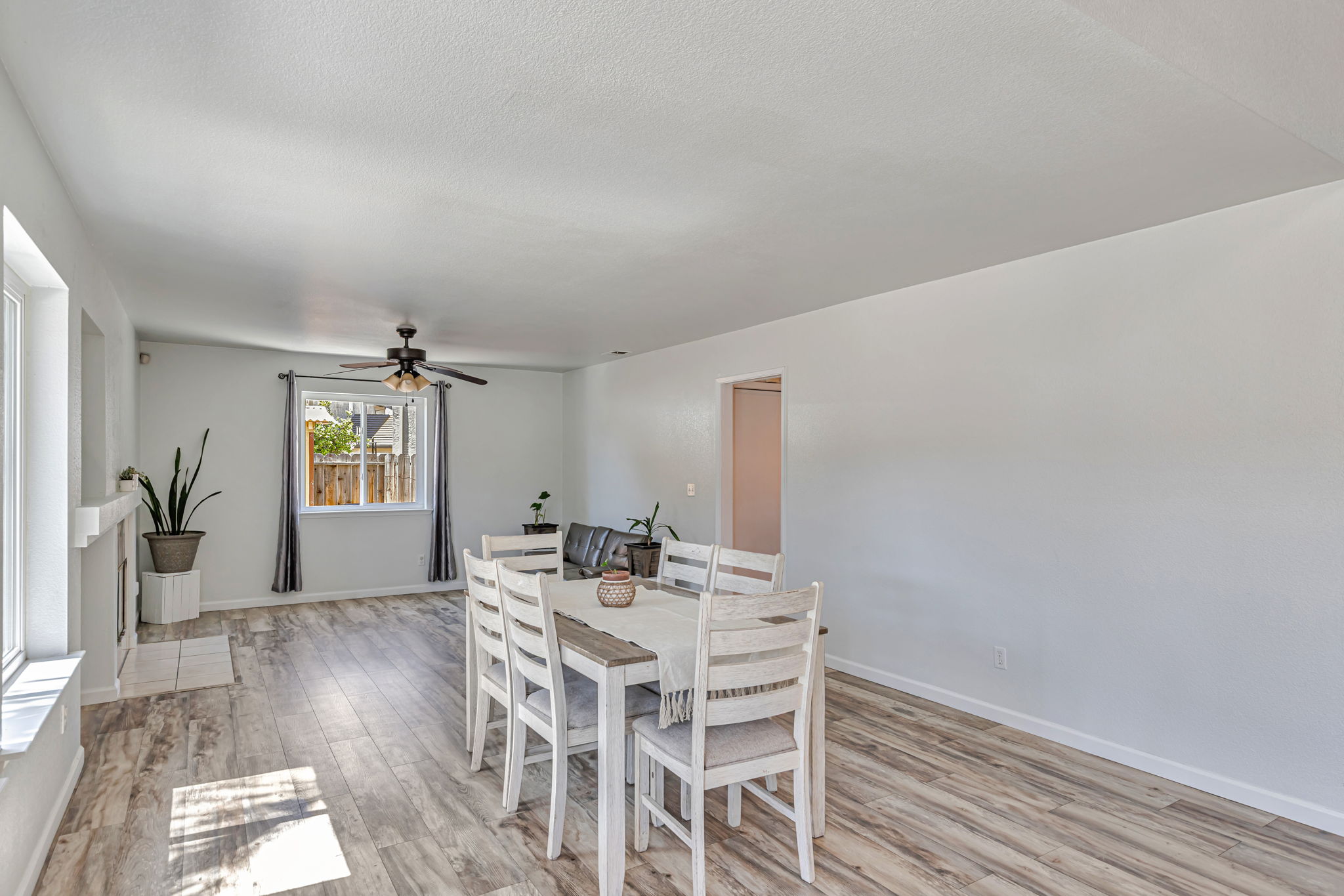016_2191 Spruce Dr