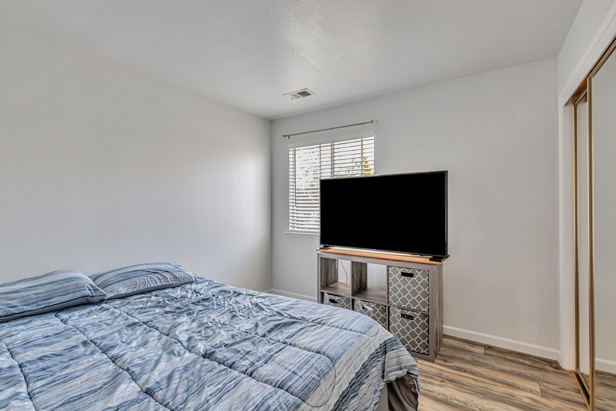 025_2191 Spruce Dr