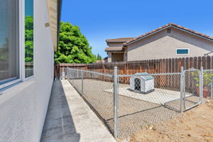 037_2191 Spruce Dr