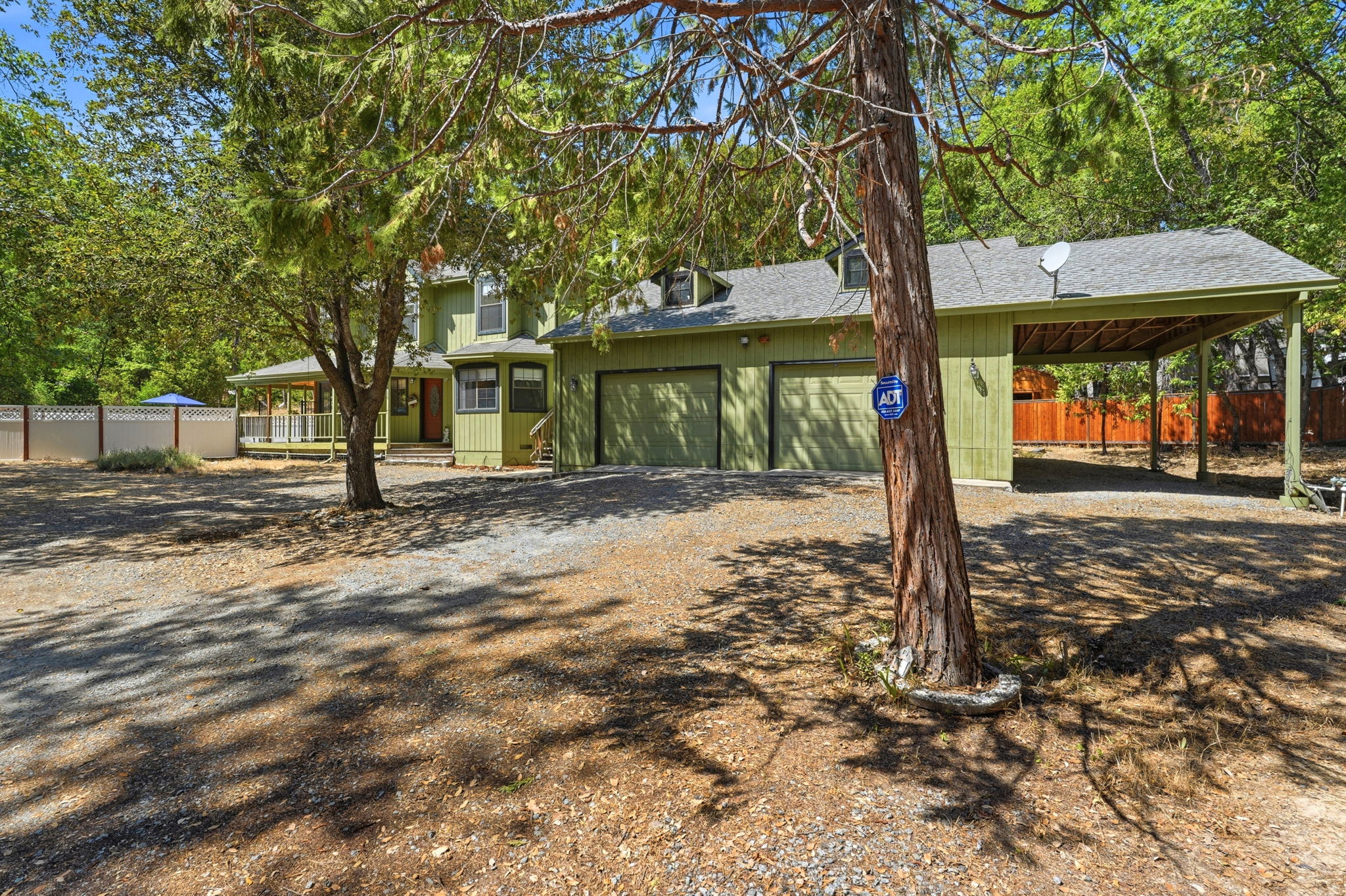 002_F8_21916 Fallview Dr