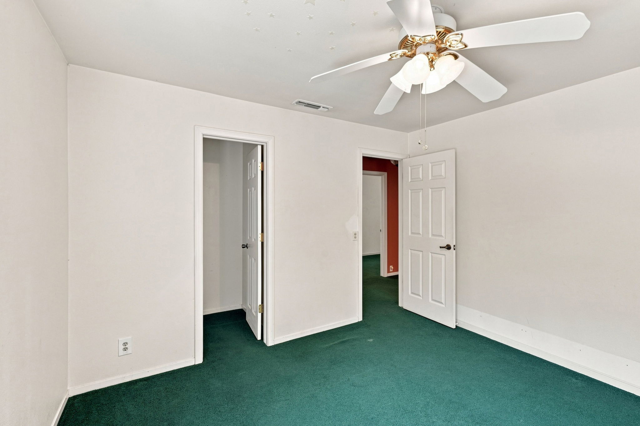 017_F8_21916 Fallview Dr