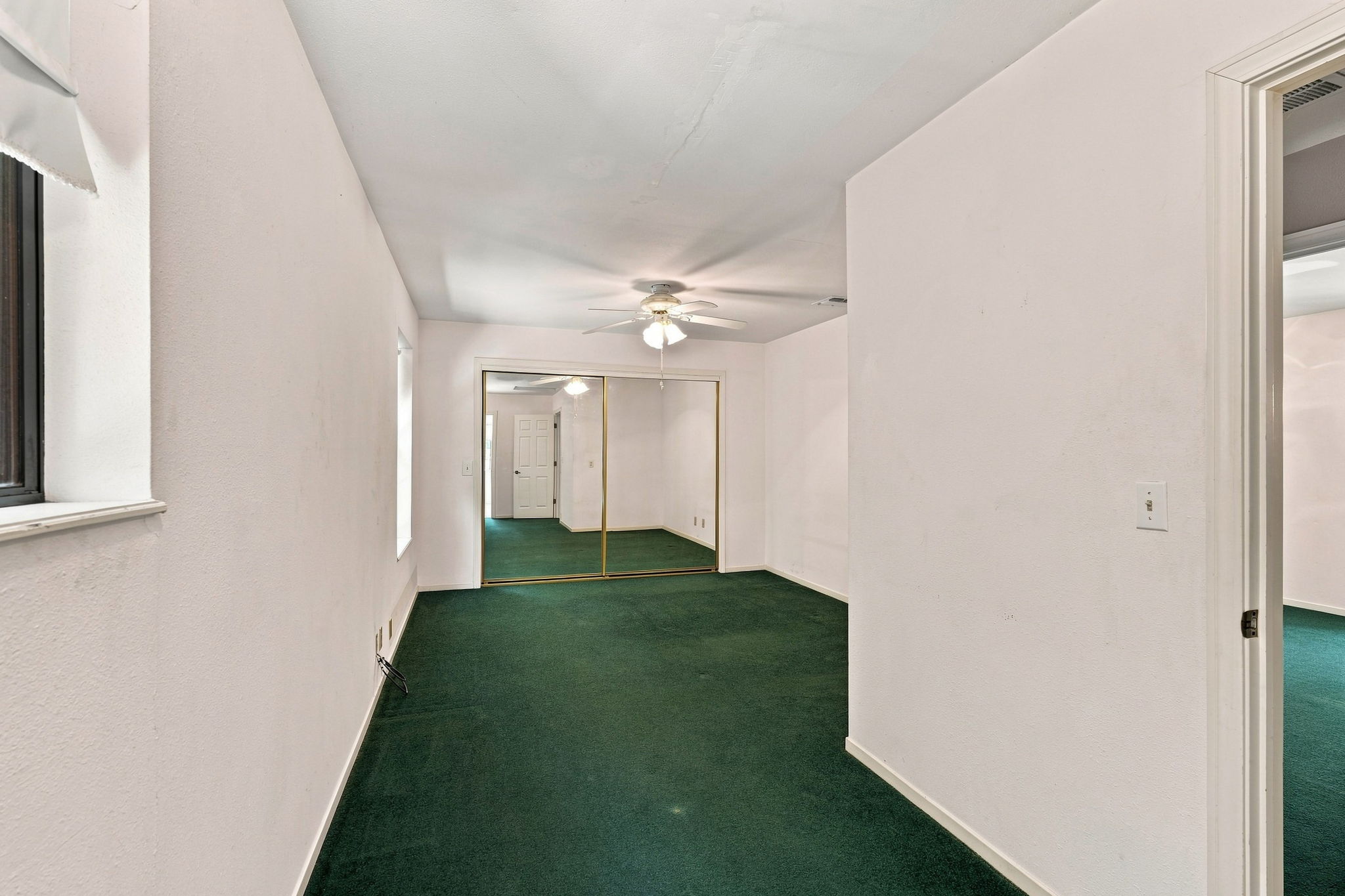 018_F8_21916 Fallview Dr