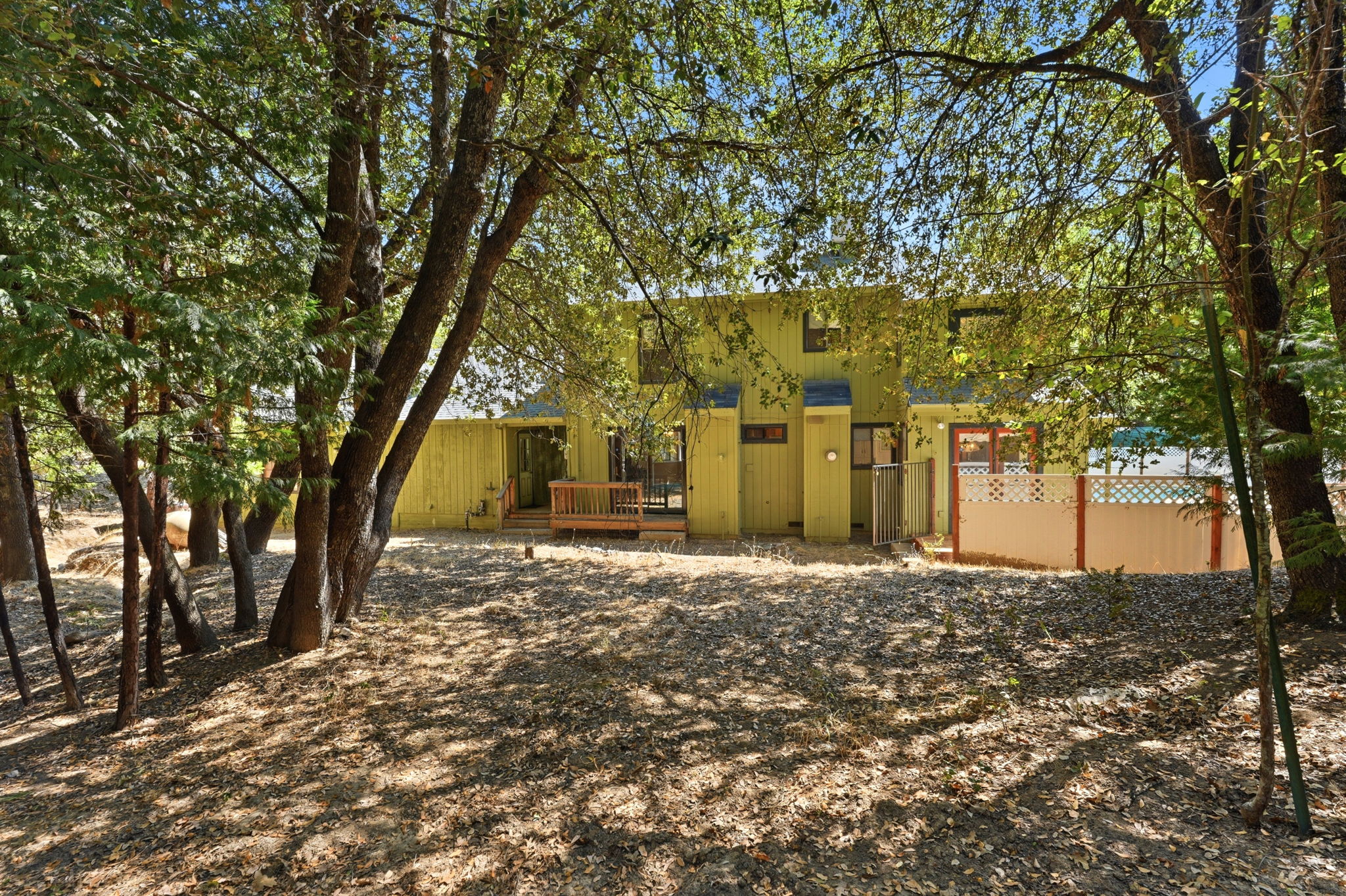 038_F8_21916 Fallview Dr