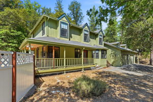 003_F8_21916 Fallview Dr