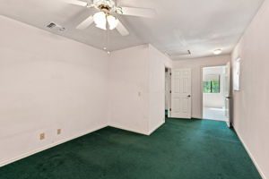019_F8_21916 Fallview Dr