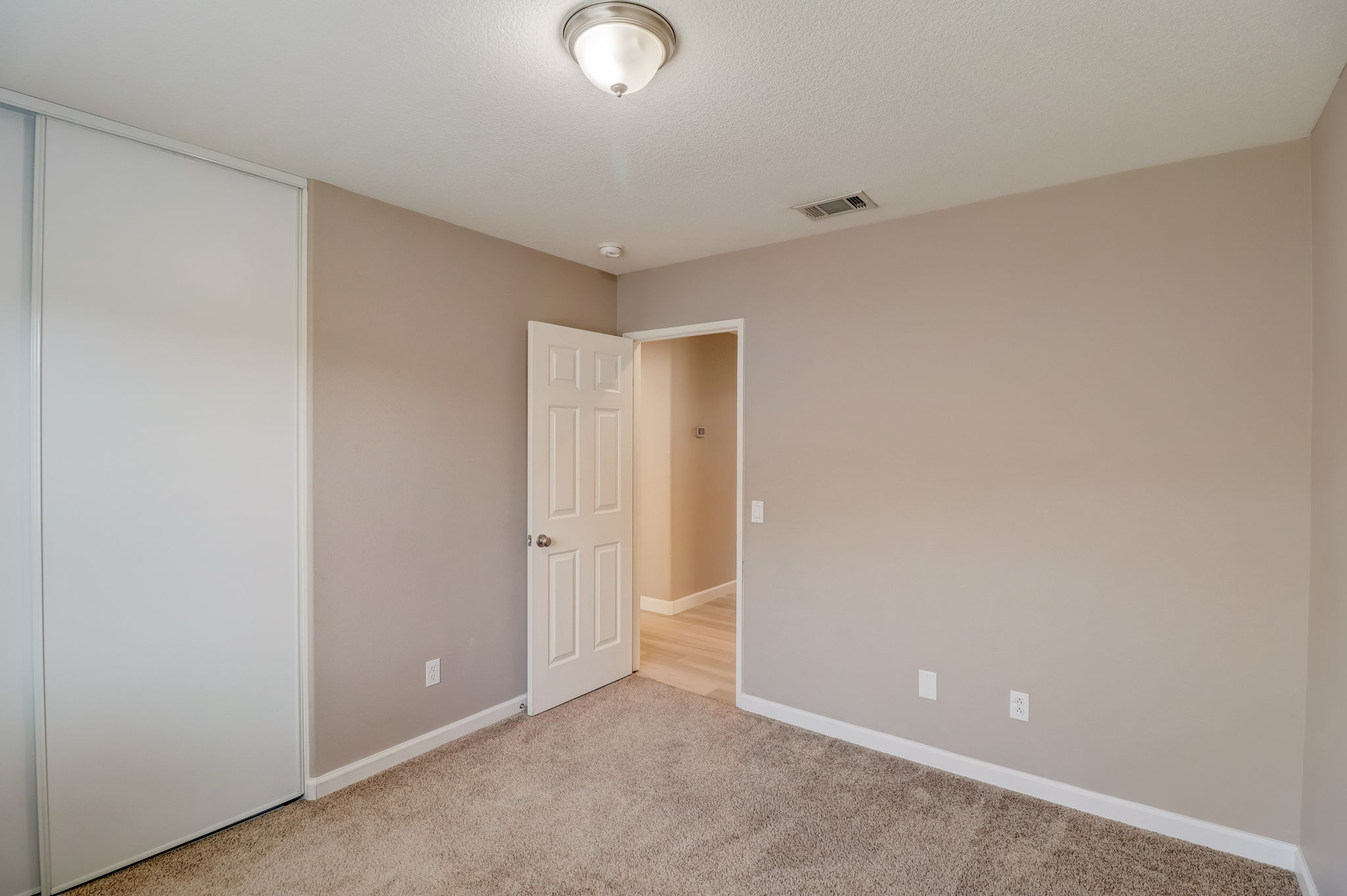 Heliotrope Ln-016