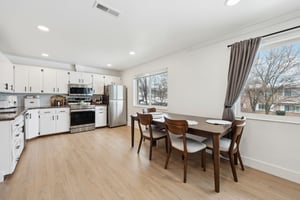 E Carriage Ln-S0703-006.jpg