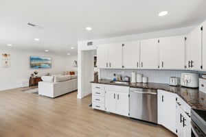 E Carriage Ln-S0703-010.jpg