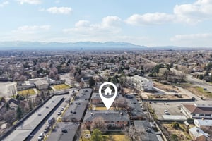 E Carriage Ln-S0803-008.jpg