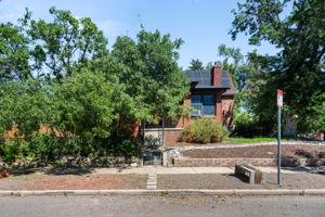  Photo 0