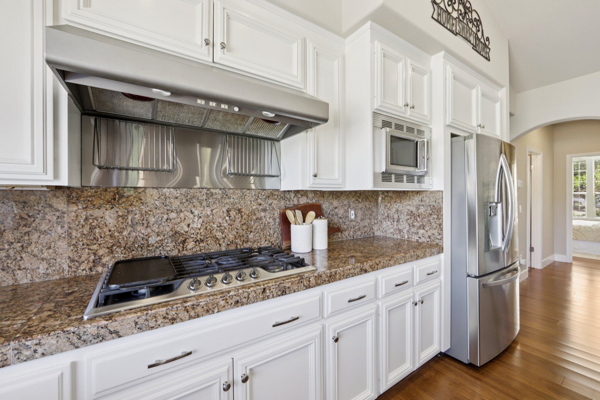 Hillstone Dr-S0304-028.jpg