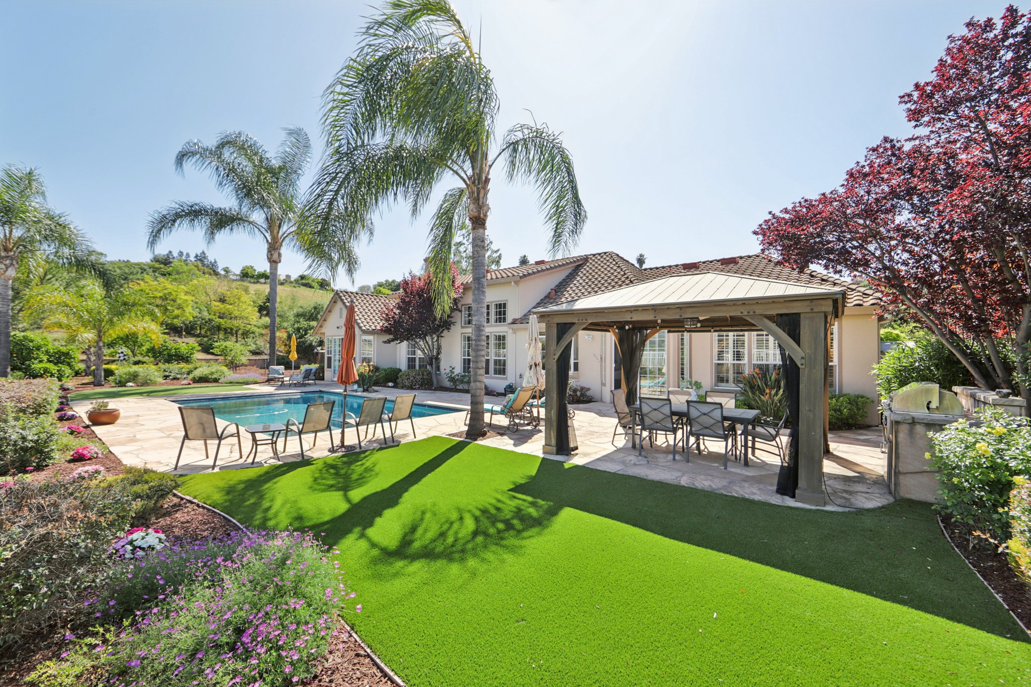 Hillstone Dr-S0304-051.jpg