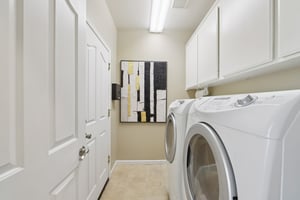 Hillstone Dr-S0304-037.jpg