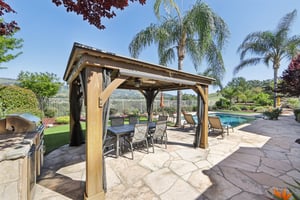 Hillstone Dr-S0304-050.jpg