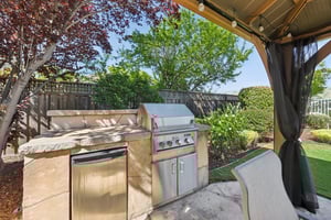 Hillstone Dr-S0304-061.jpg