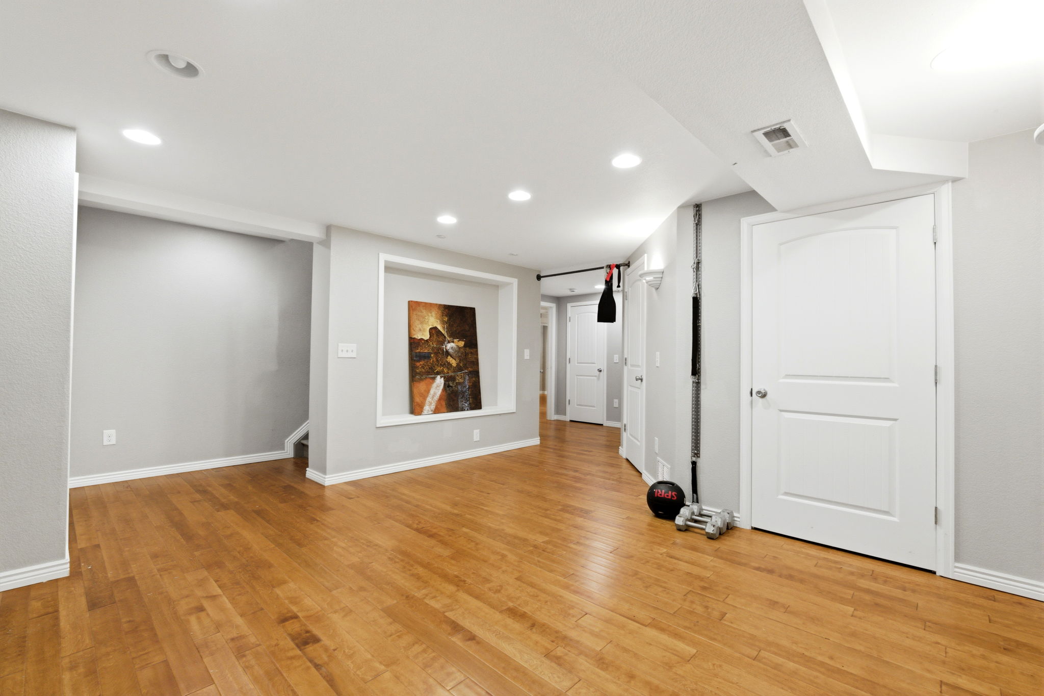  Photo 46
