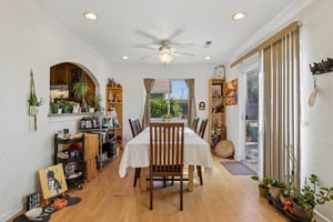 2199 Avenida de las Flores-S1409-011.jpg
