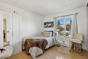 2199 Avenida de las Flores-S1409-025.jpg