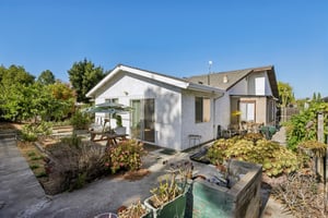 2199 Avenida de las Flores-S1409-039.jpg