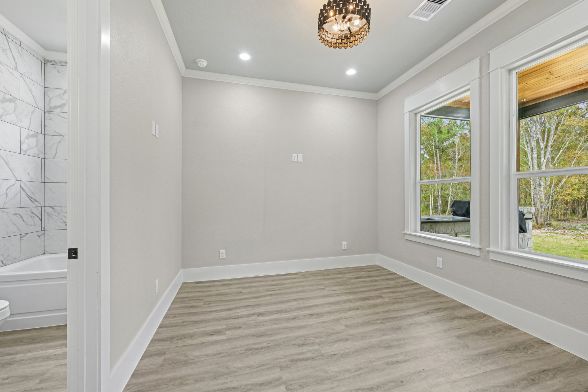 County Rd 301-L1811-027.jpg