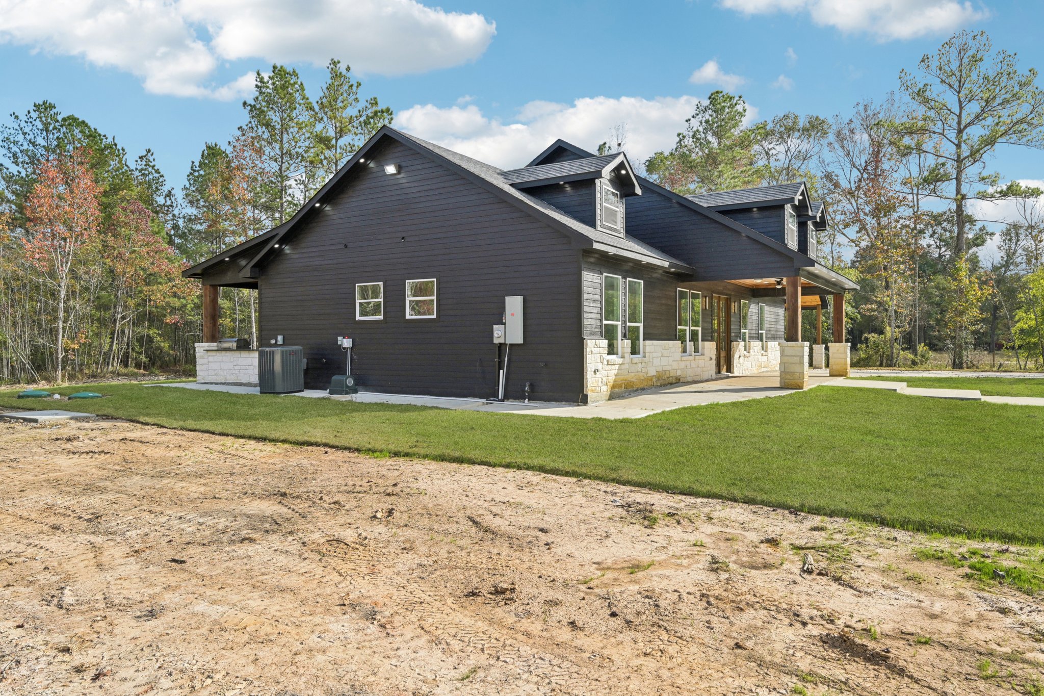 County Rd 301-L1811-056.jpg