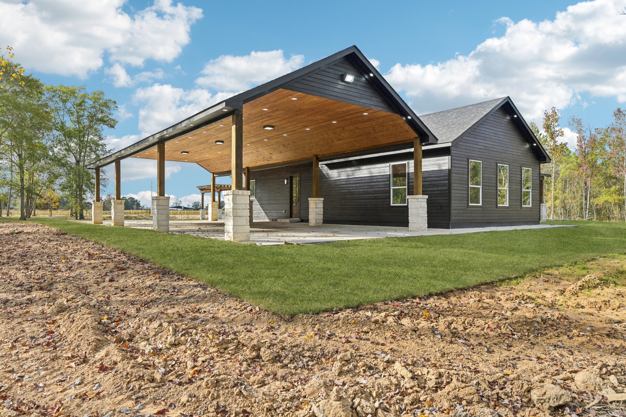 County Rd 301-L1811-057.jpg