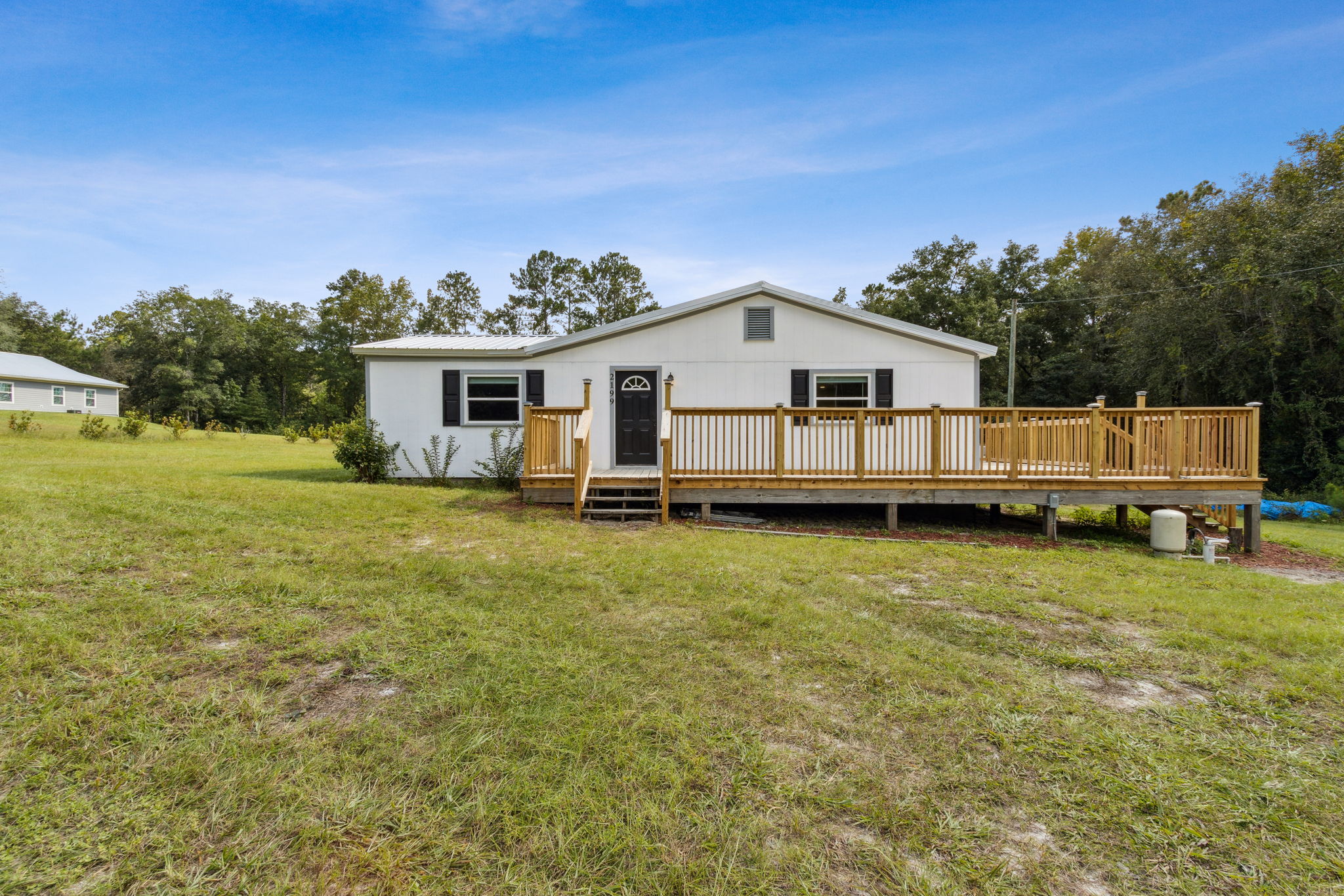 Welcome to 2199 Tom Crawford Rd