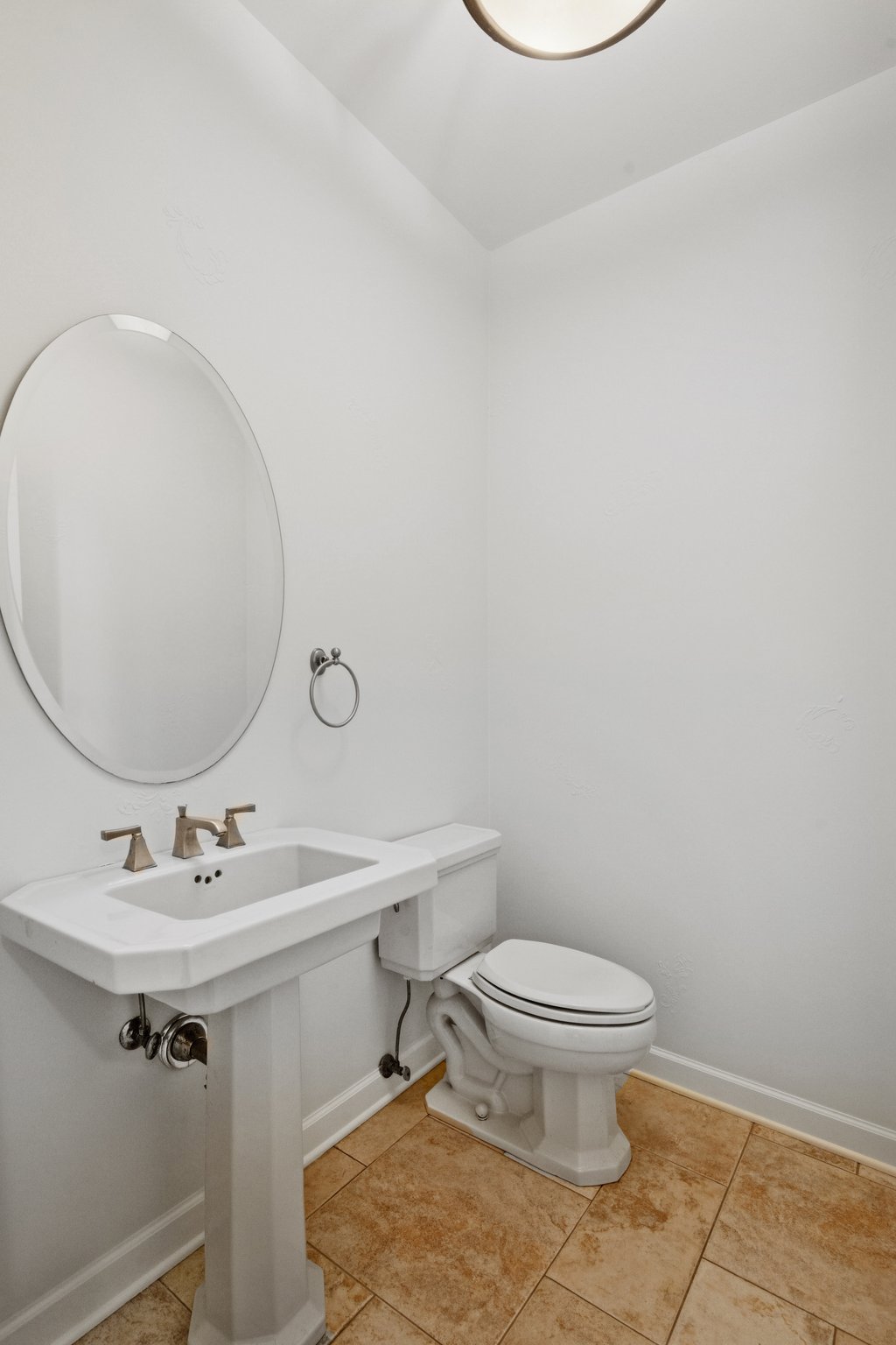 1183 - 21W770 Glen Park Rd_022.jpg