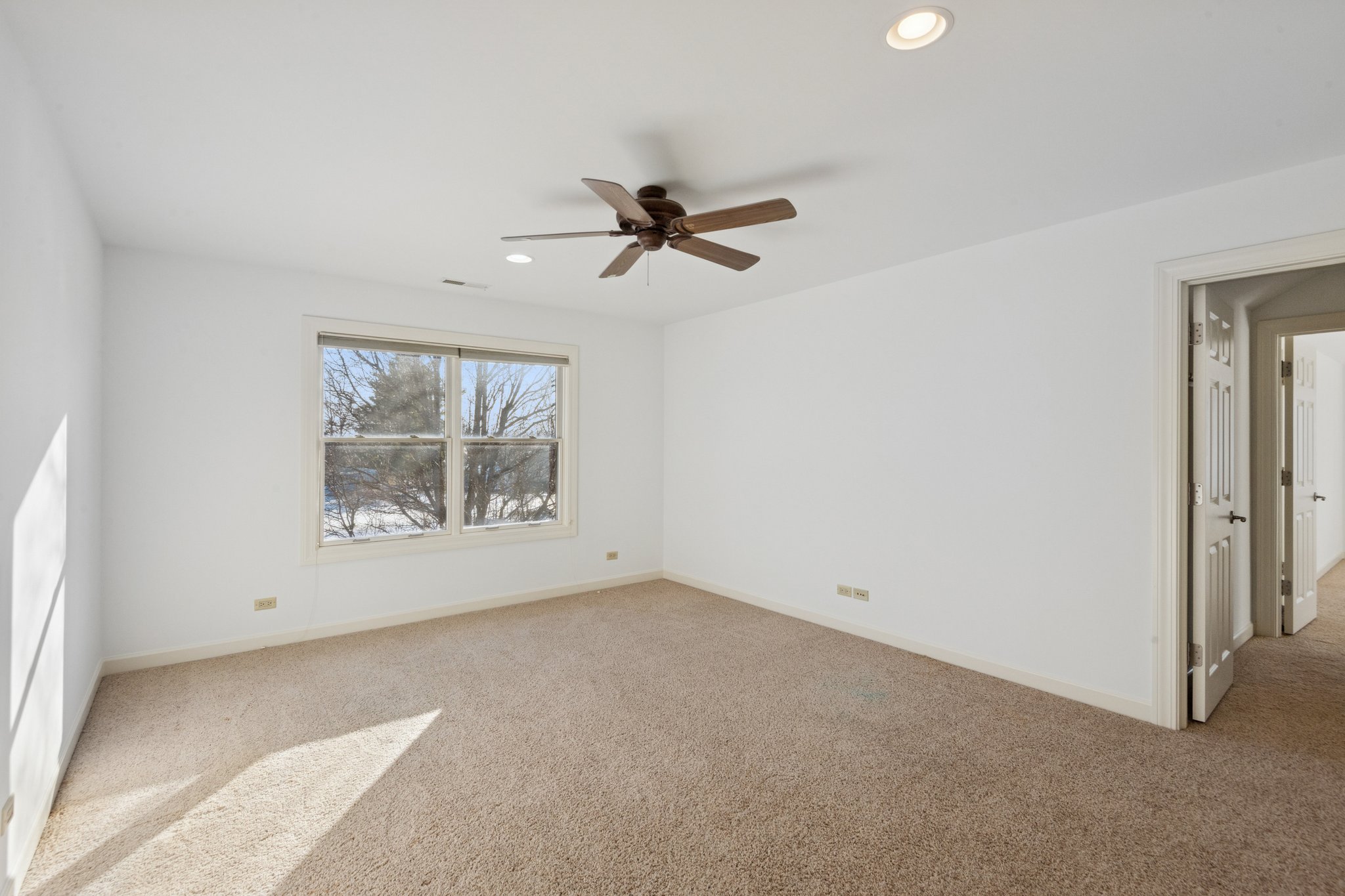 1183 - 21W770 Glen Park Rd_031.jpg