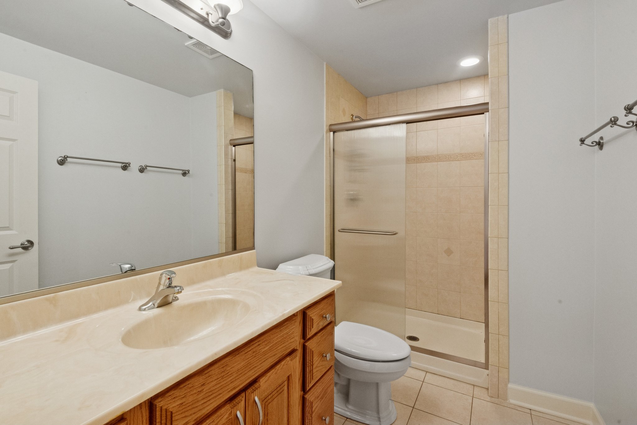 1183 - 21W770 Glen Park Rd_040.jpg