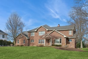 21W770 Glen Park Rd_001.jpg