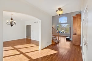 1183 - 21W770 Glen Park Rd_006.jpg