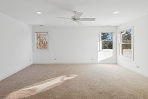 1183 - 21W770 Glen Park Rd_025.jpg