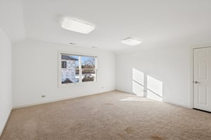 1183 - 21W770 Glen Park Rd_035.jpg