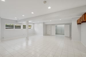 1183 - 21W770 Glen Park Rd_037.jpg