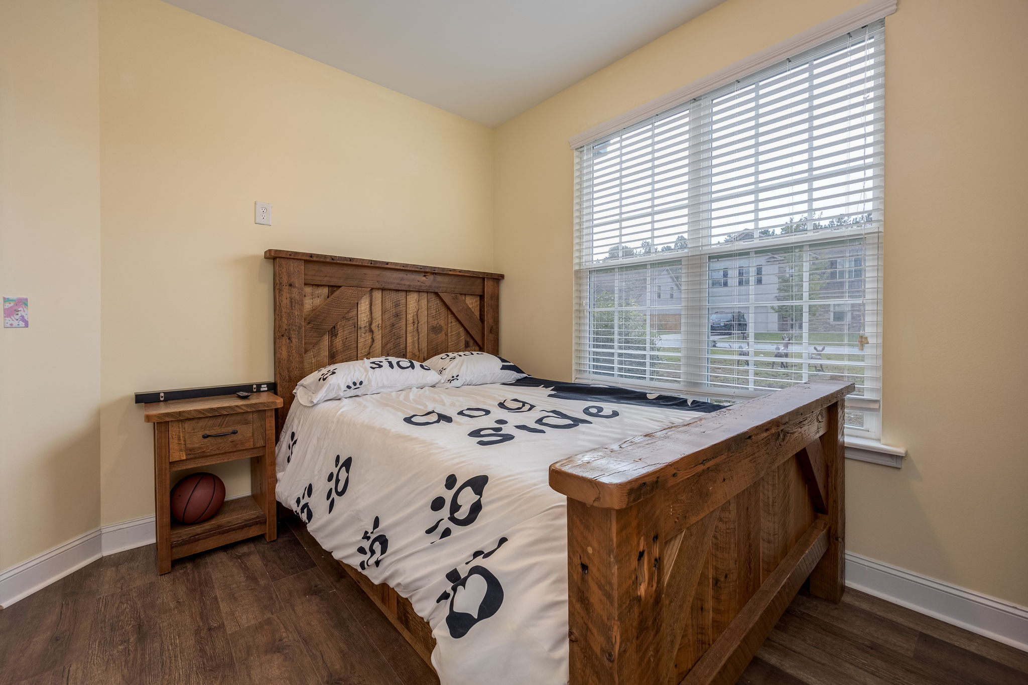  Photo 28