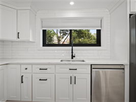 22 Chestnut Pl G1 Brookline MA 18