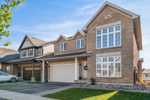 22 Clarke Ave, Orangeville, ON L9W 1J5, US Photo 3