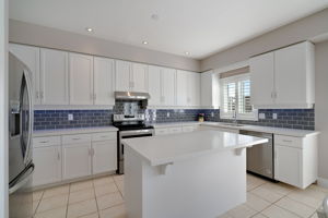  22 Clarke Ave, Orangeville, ON L9W 1J5, US Photo 18