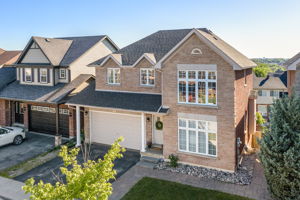  22 Clarke Ave, Orangeville, ON L9W 1J5, US Photo 1