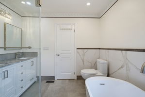  Photo 38