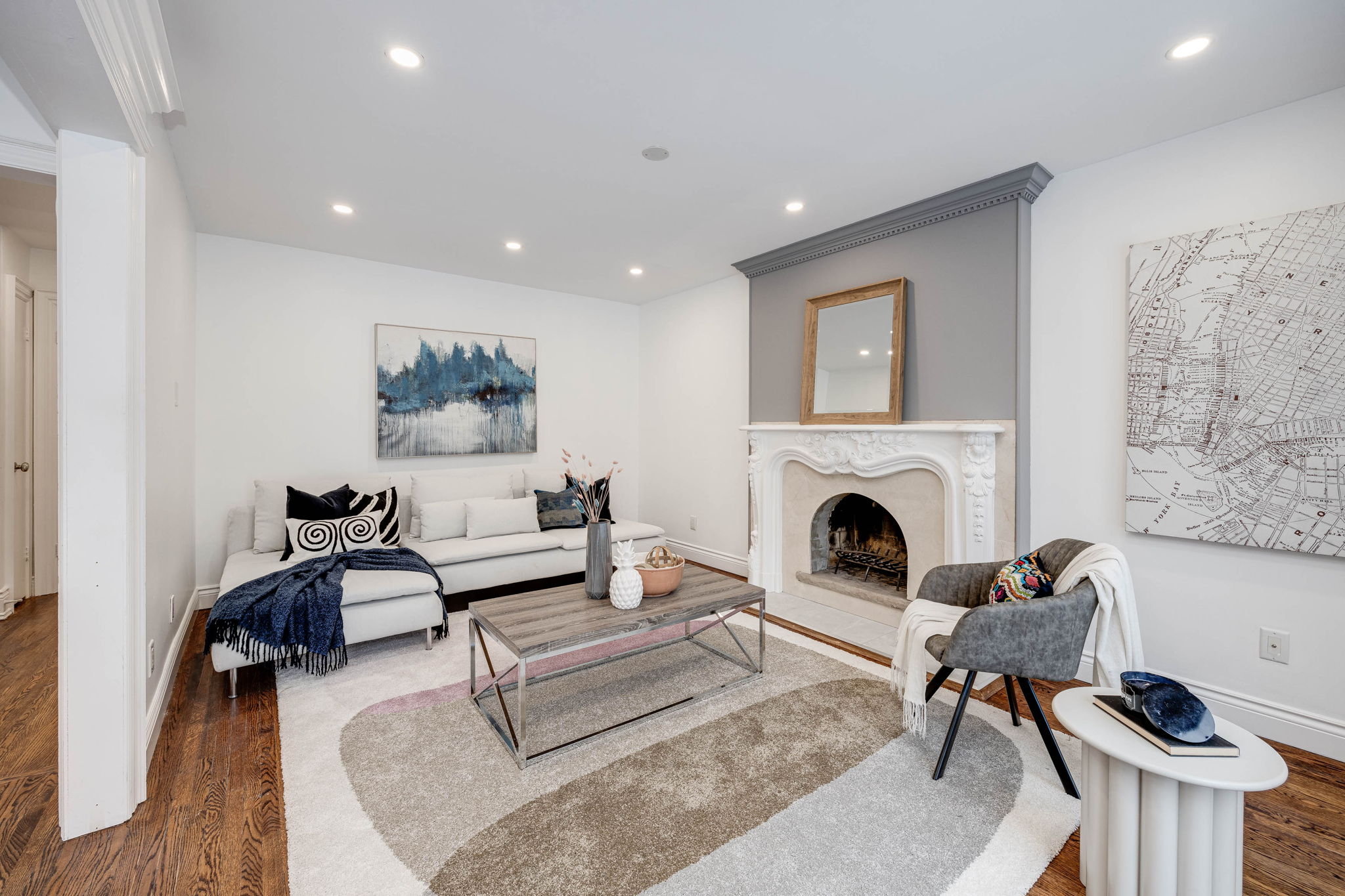Toronto property showcase — delivered property photograph 19