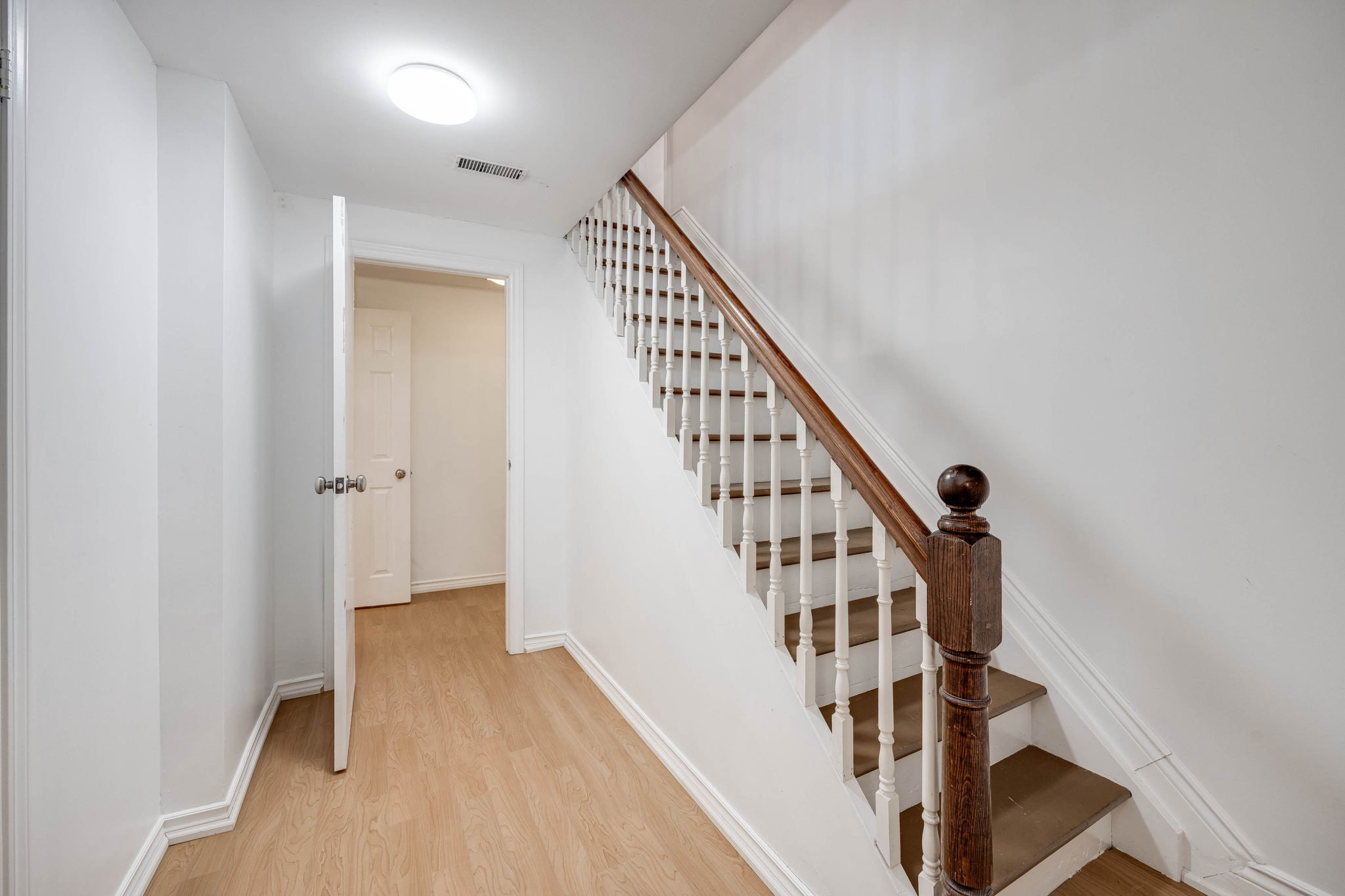 Toronto property showcase — delivered property photograph 42