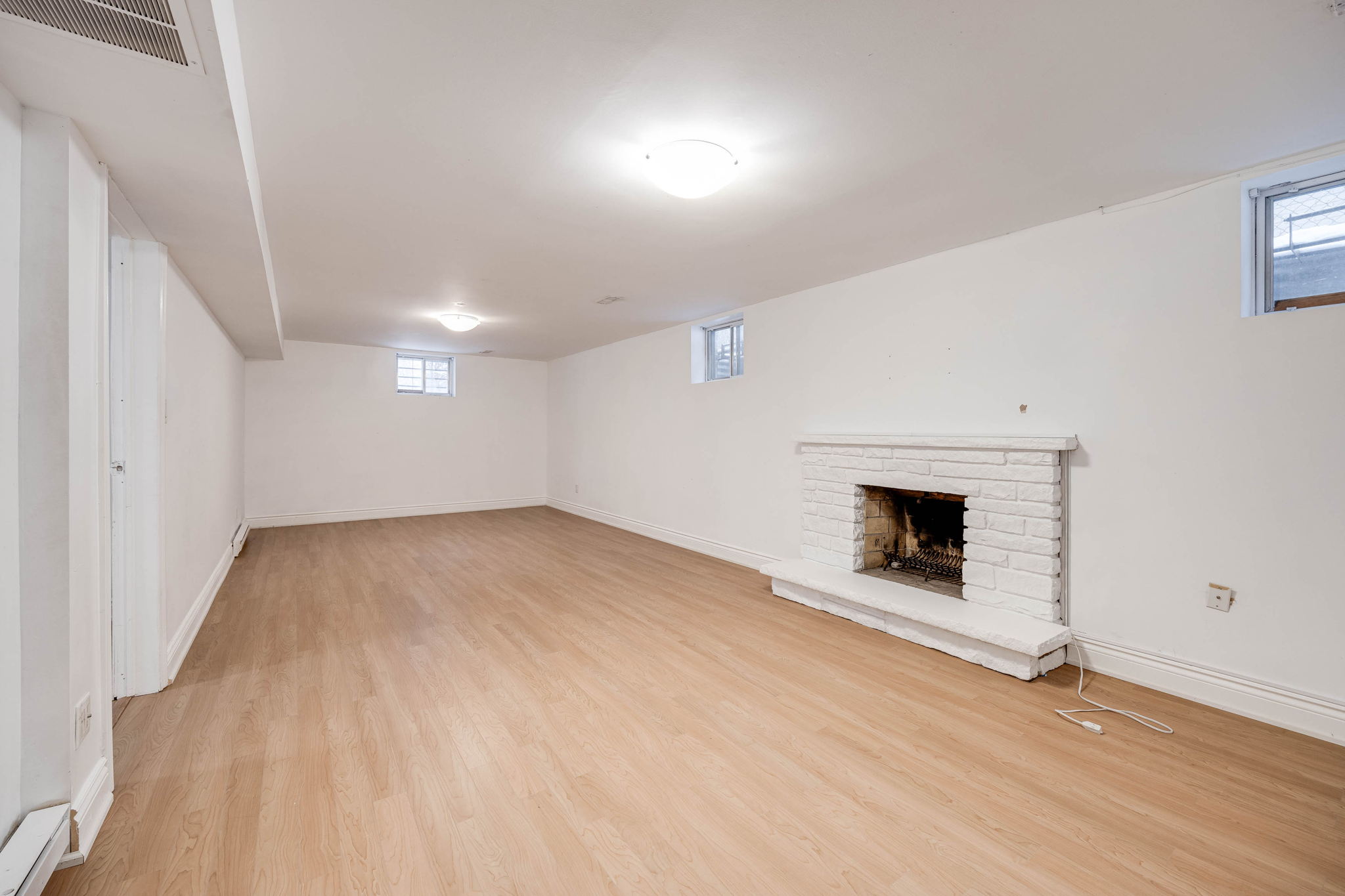 Toronto property showcase — delivered property photograph 40