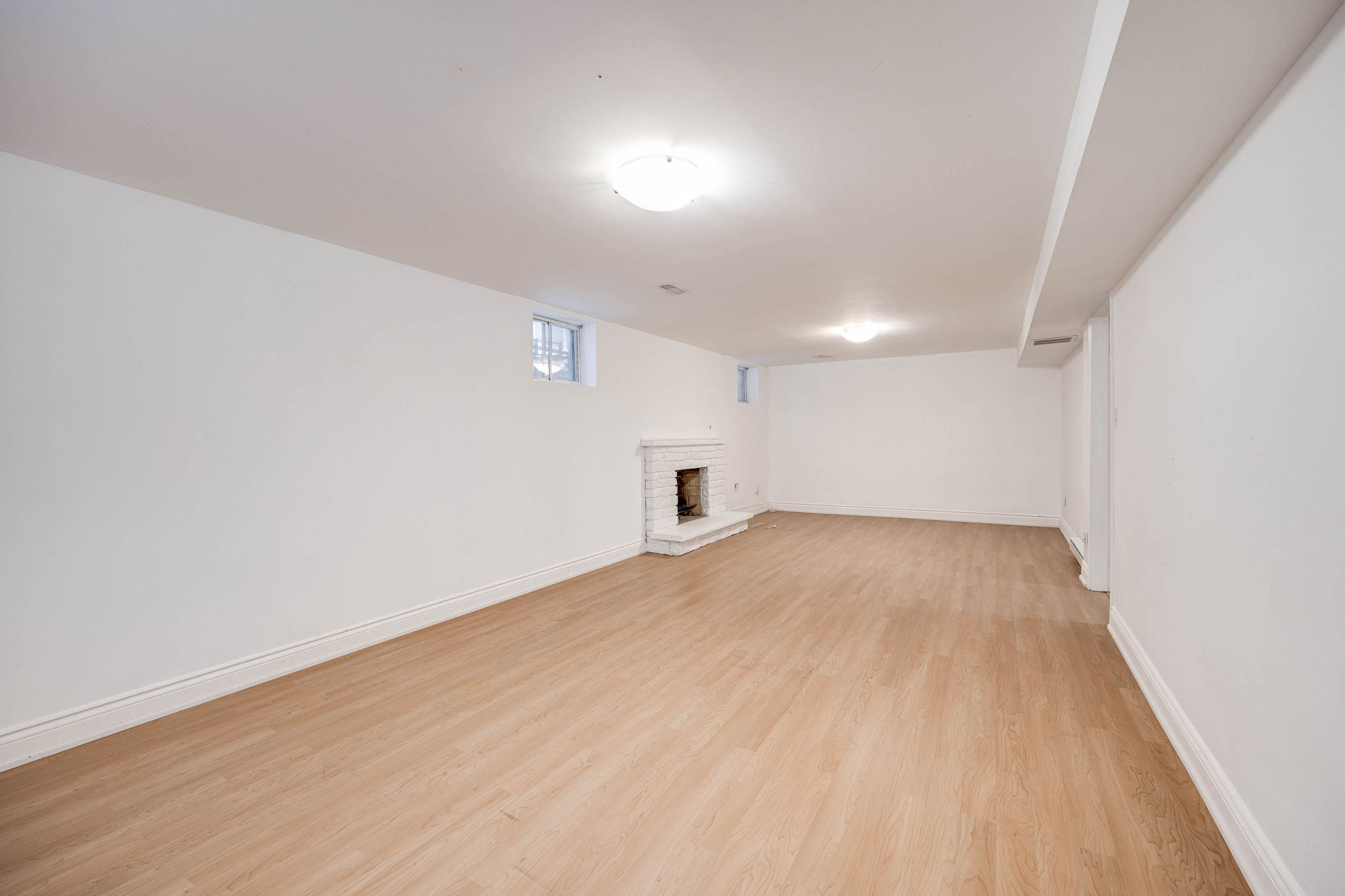 Toronto property showcase — delivered property photograph 41