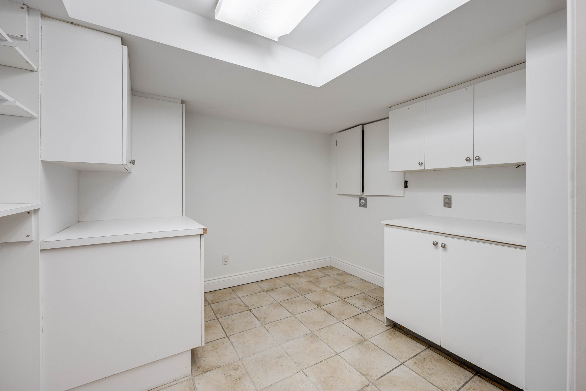 Toronto property showcase — delivered property photograph 46